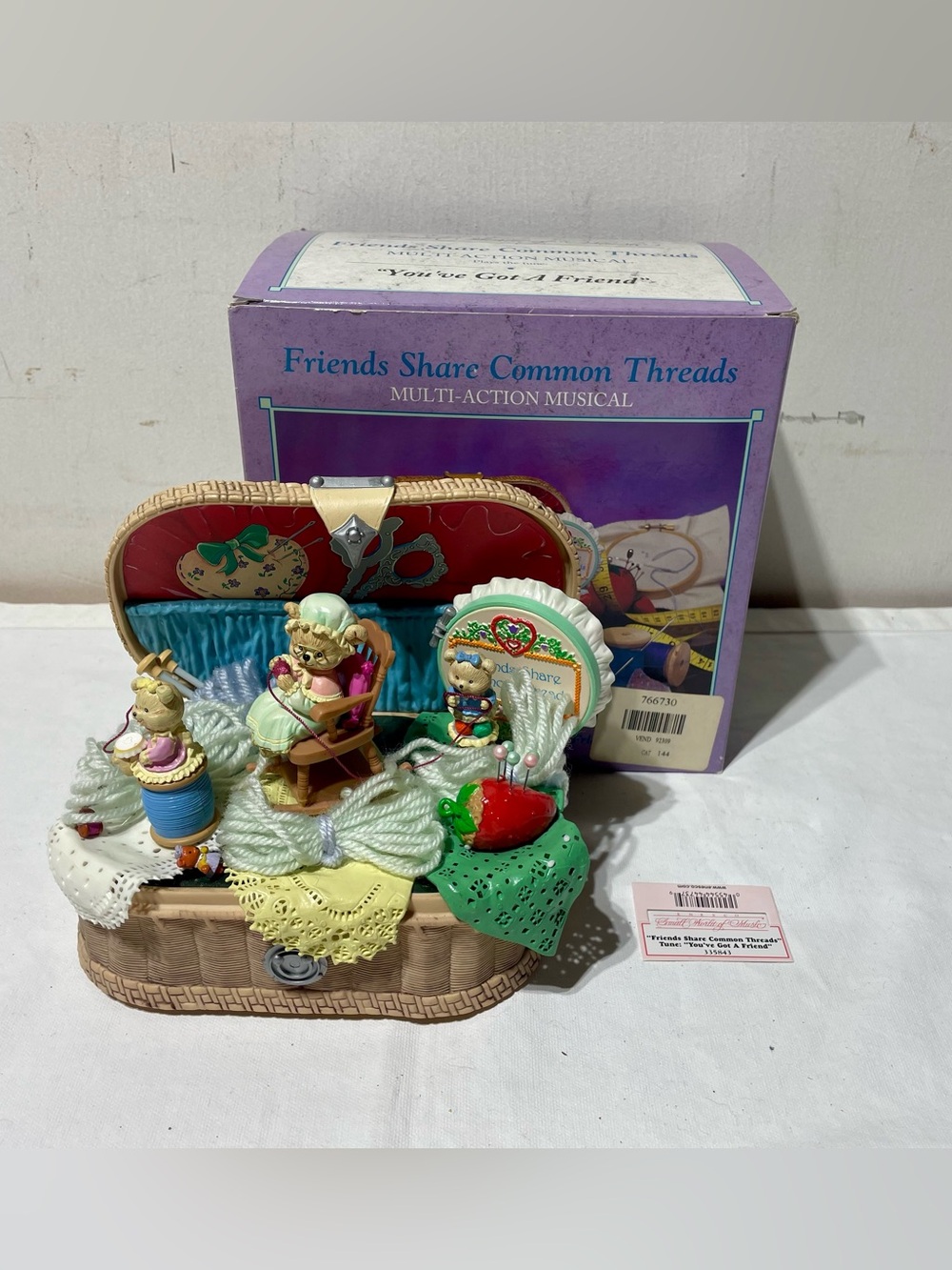Enesco Friends Share Common Threads Musical 335843 1997 NIB Tested Working